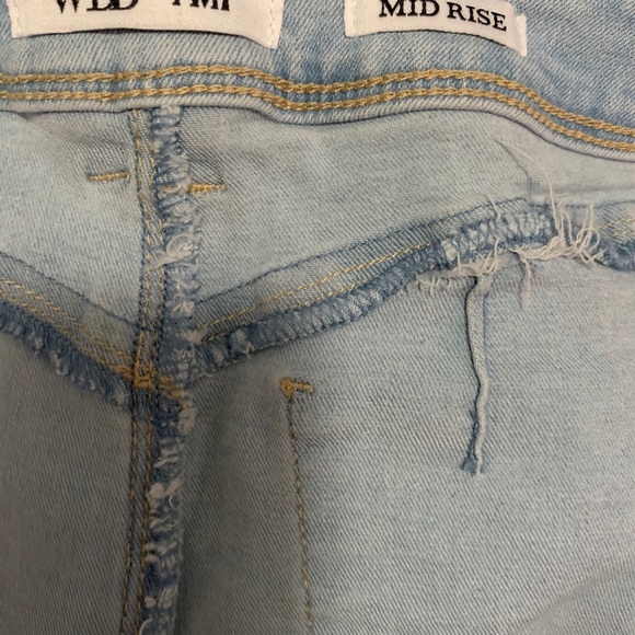 YMI JEANS. - Picture 4 of 5